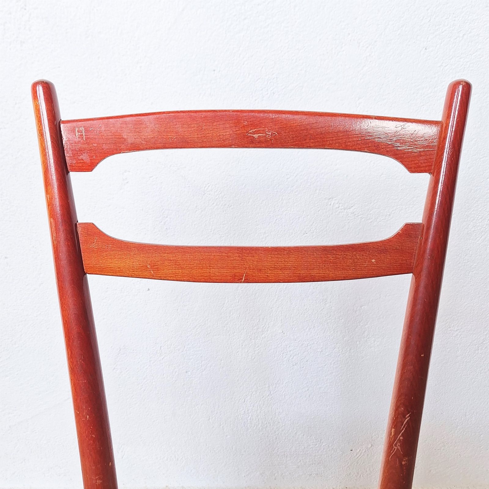 Vintage Chair In The Style Of Gio Ponti   Superleggera. 1960–1965 photo vinterior