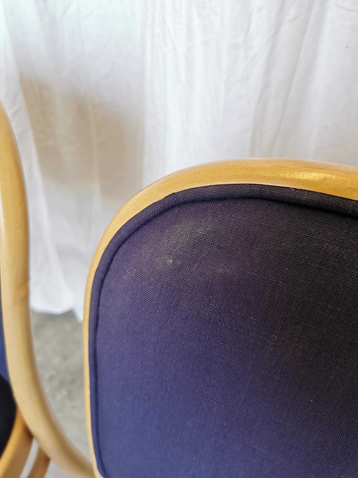 photo furniture Set Of 4 Vintage Dining Chairs / Design Joseph Hoffmann For Thonet / 1970s Italy / Seat And Back In Royal Blue Fabric / Wooden Bentwood Base