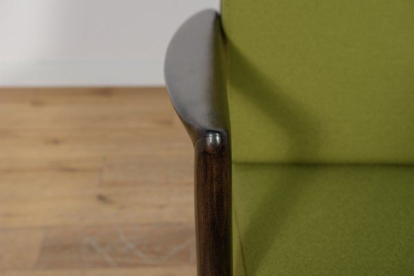 photo buy Set Of Model 300 139 Armchairs From Swarzędz Furniture Factory, 1960s