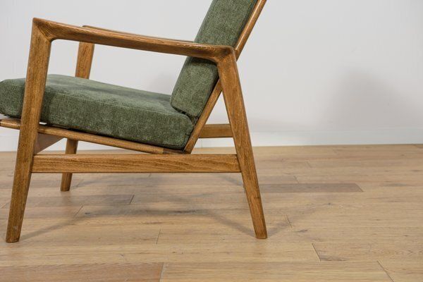 photo furniture Model 300 139 Armchair From Swarzędz Factory, 1960s