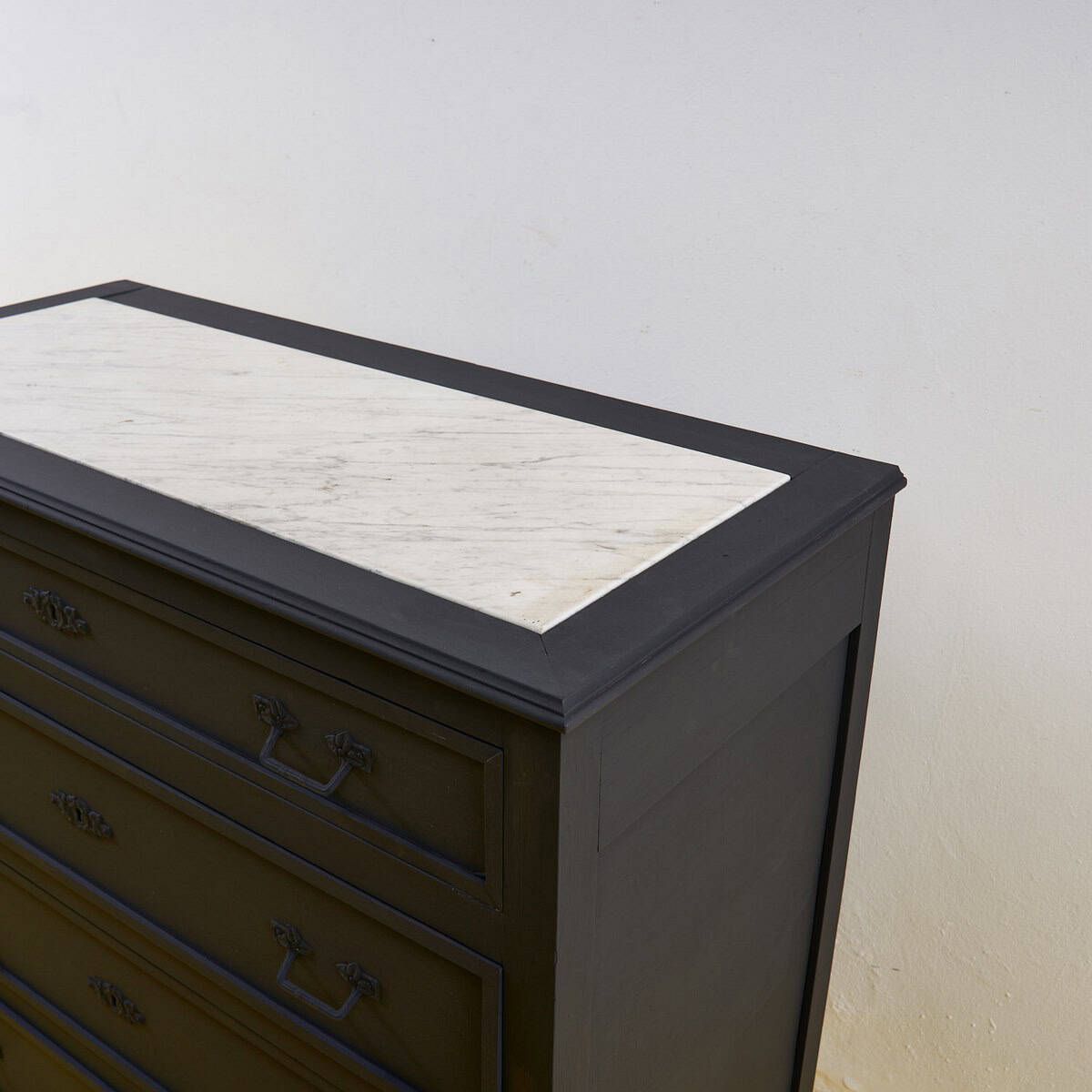 Black Chest Of Drawers With White Marble photo for sale