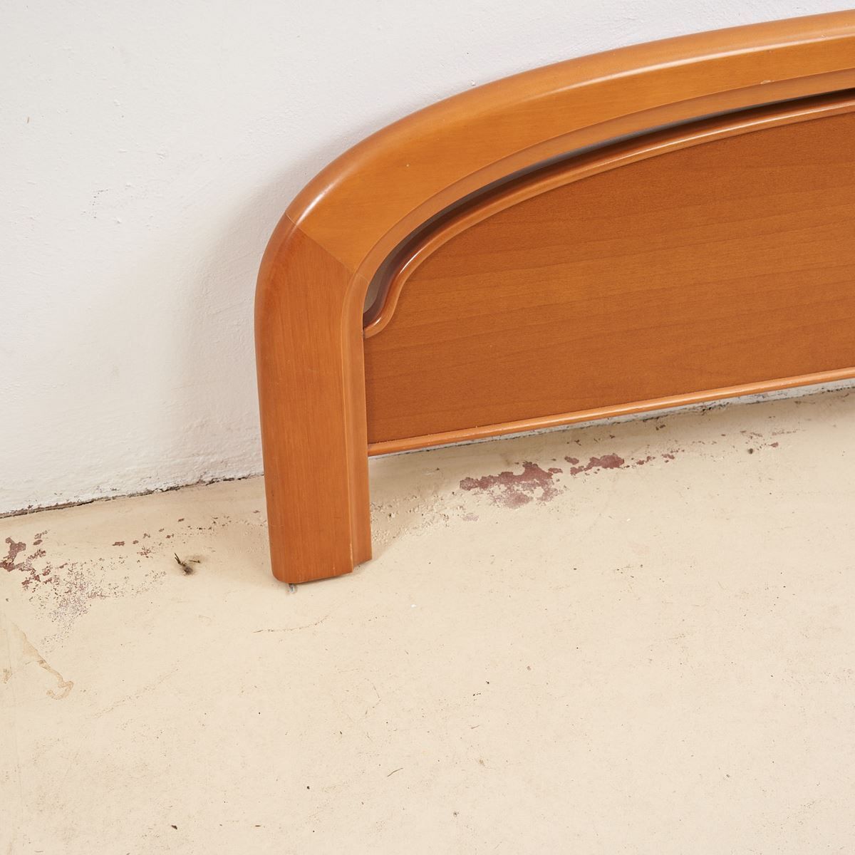 Modern Wooden Bed, 1990s, Vintage photo vinterior