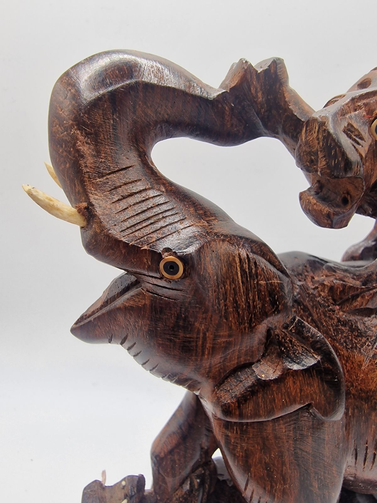 Mid Century Hand Carved Rosewood Elephant & Lion Sculpture – Made In India photo vinterior