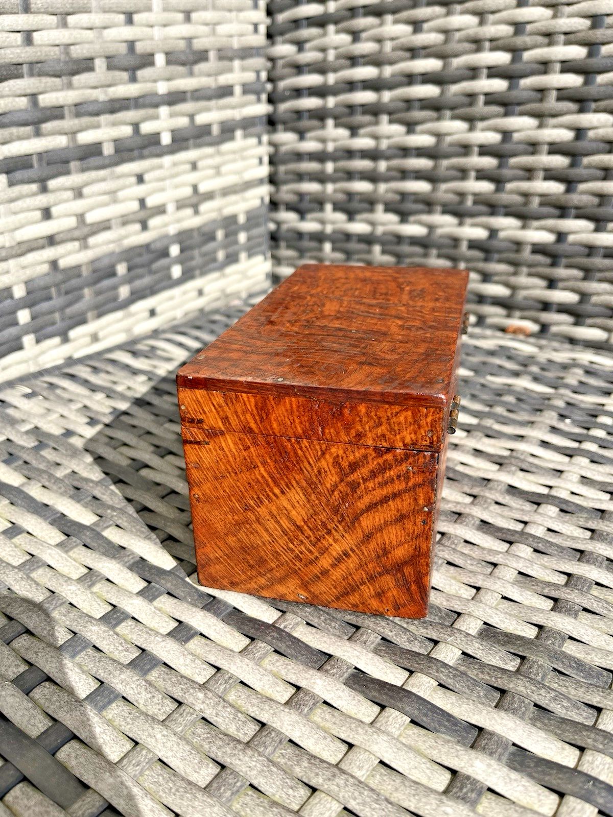 photo vintage Antique Art Deco Thuya Burr Wood Tea Caddy Jewellery Cigarette Pen Box Desk Tidy