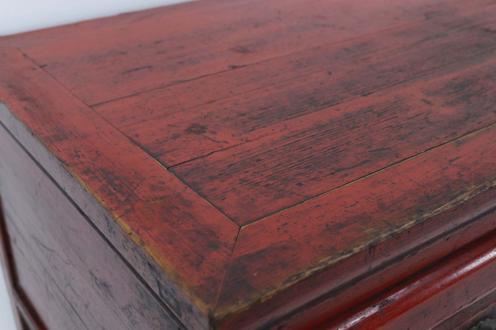 Early 20th Century Red Lacquered Chinese Console Table photo Furniture