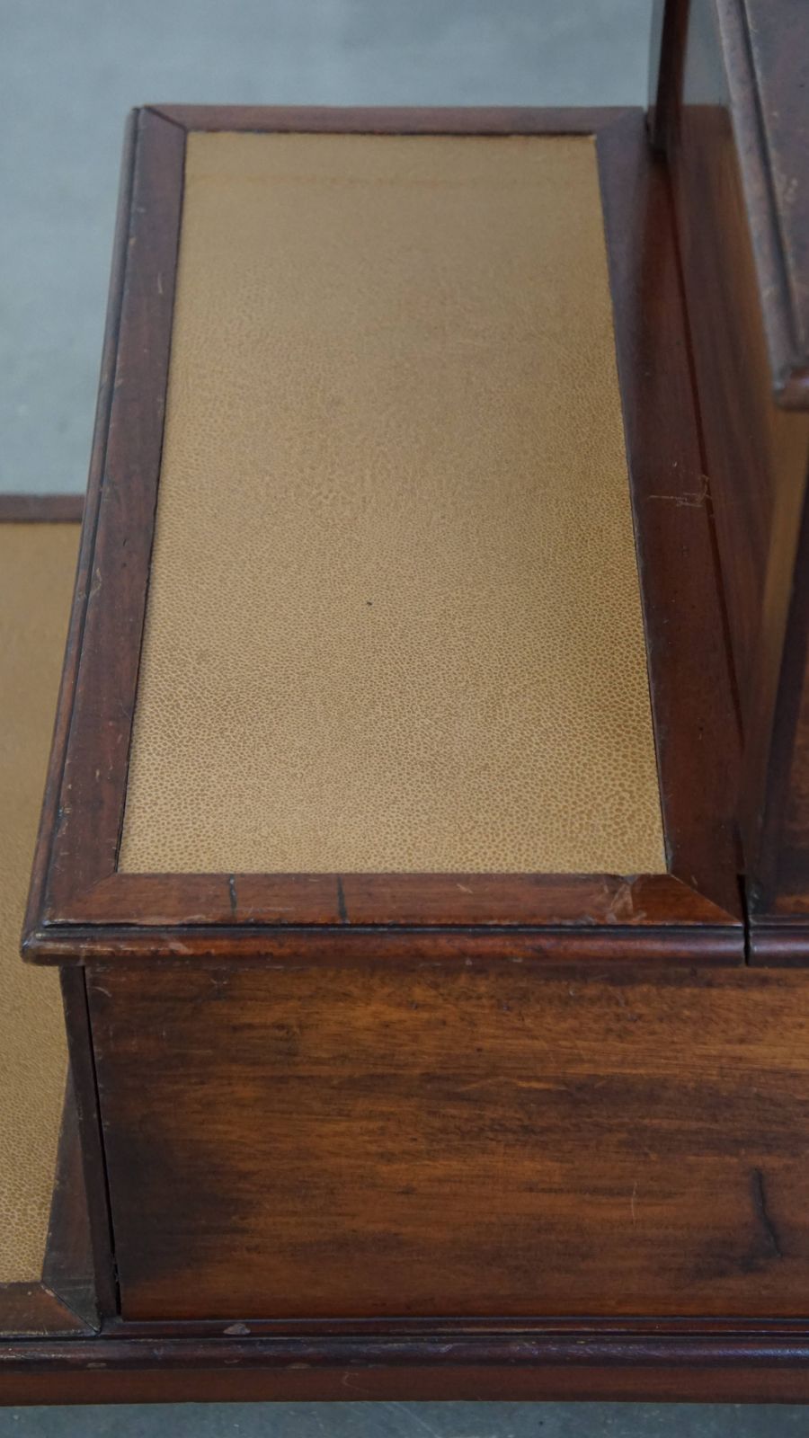 996.636 Engelse Antieke Bibliotheektrap/Huishoudtrap, Midden Tot Eind 19e Eeuw photo