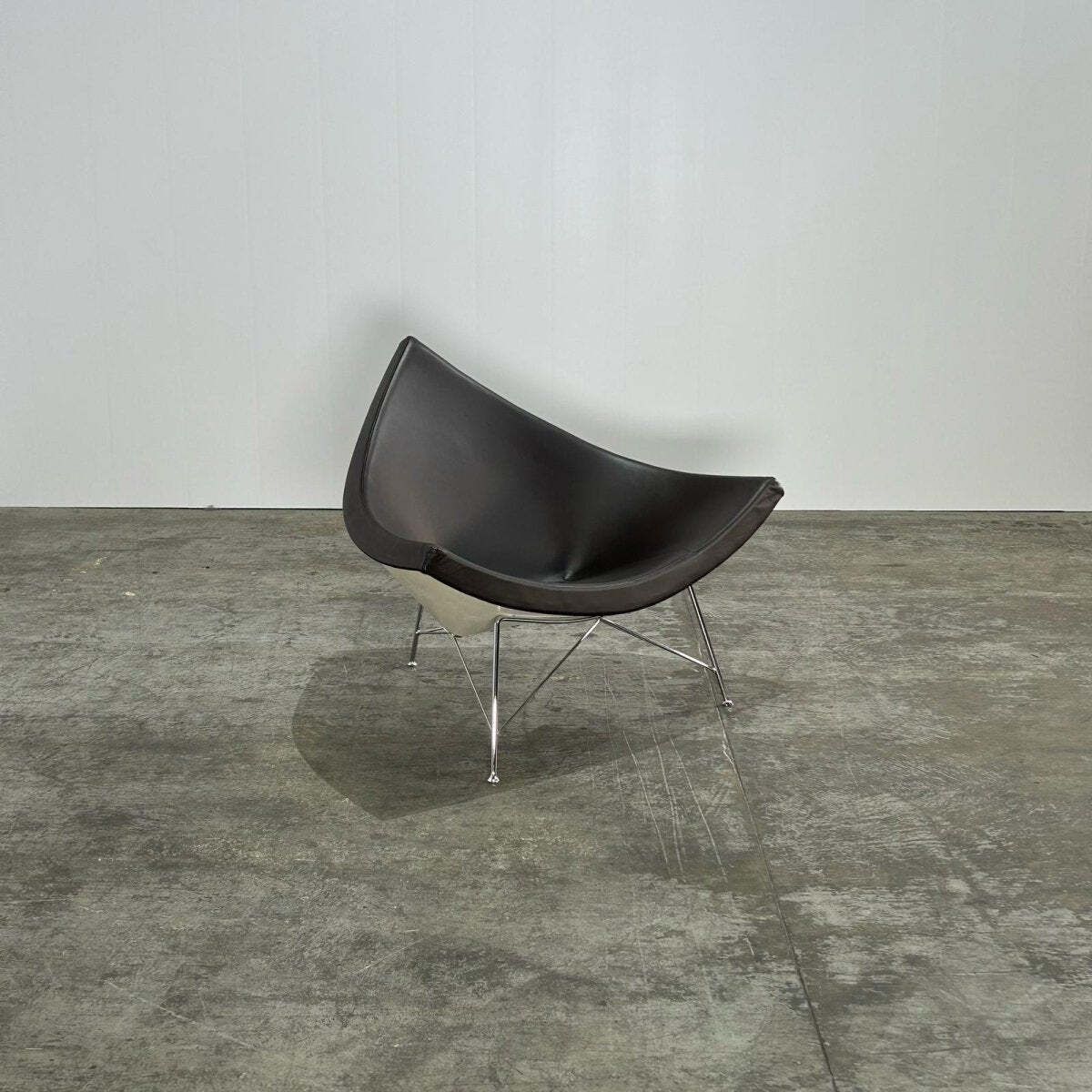 Vitra Coconut Leather Chair By George Nelson photo Furniture