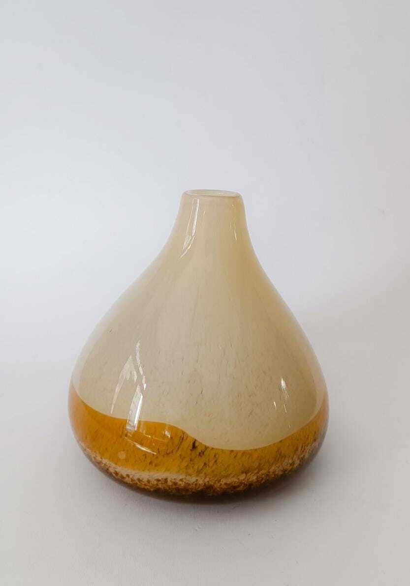 Vintage Design Vase In Murano Glass Vistosi Style Irregular Shape Beige With Stripes photo furniture