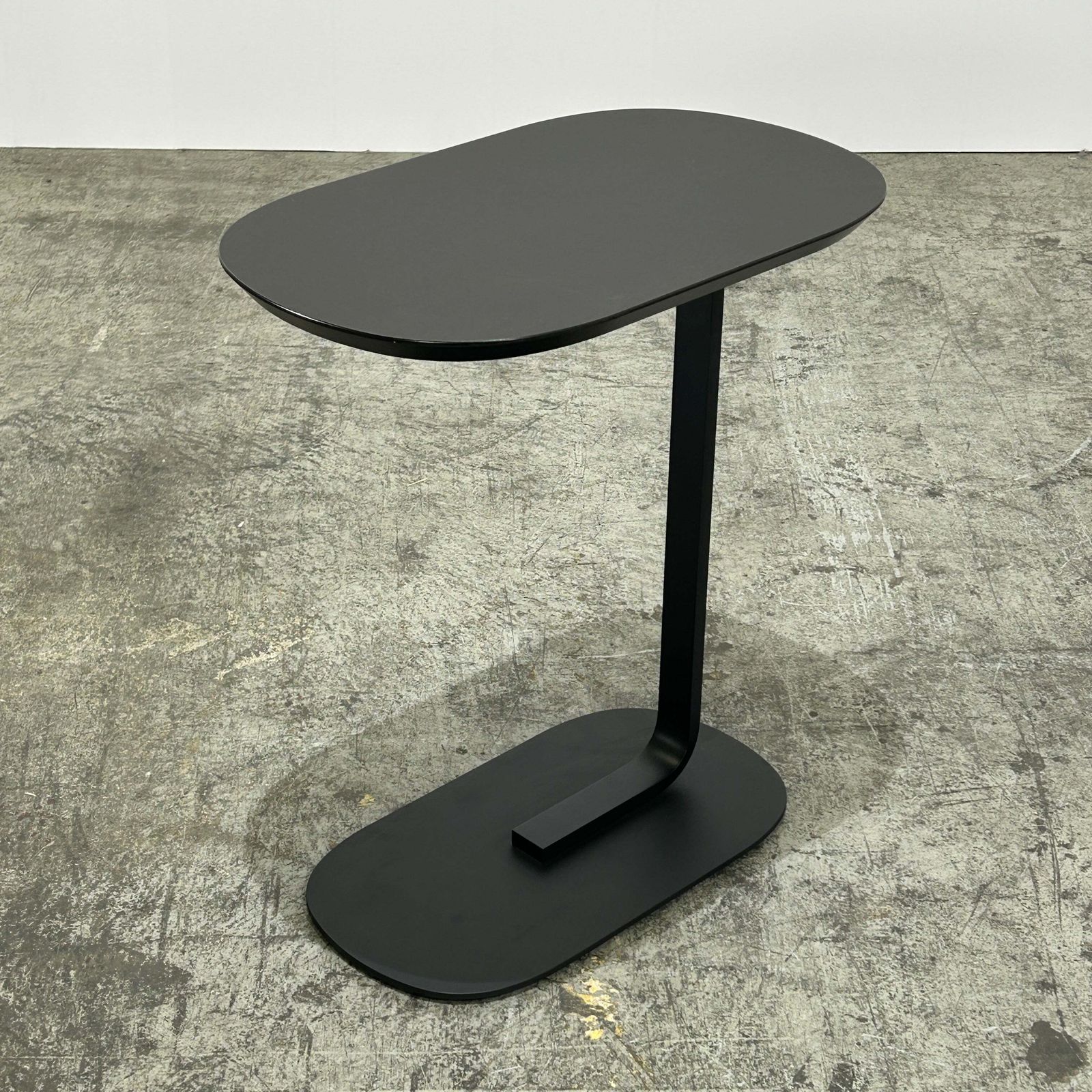 Muuto Relate Side Table By Big Game photo furniture