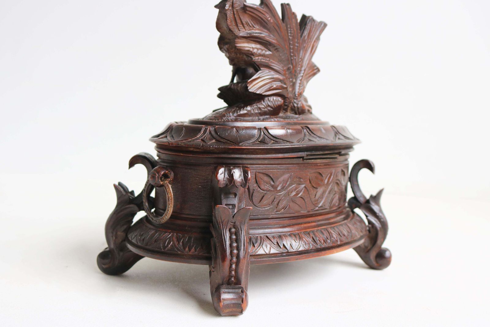 photo buy Oval Jewelry Box Carved Walnut Swiss 19th Century Black Forest