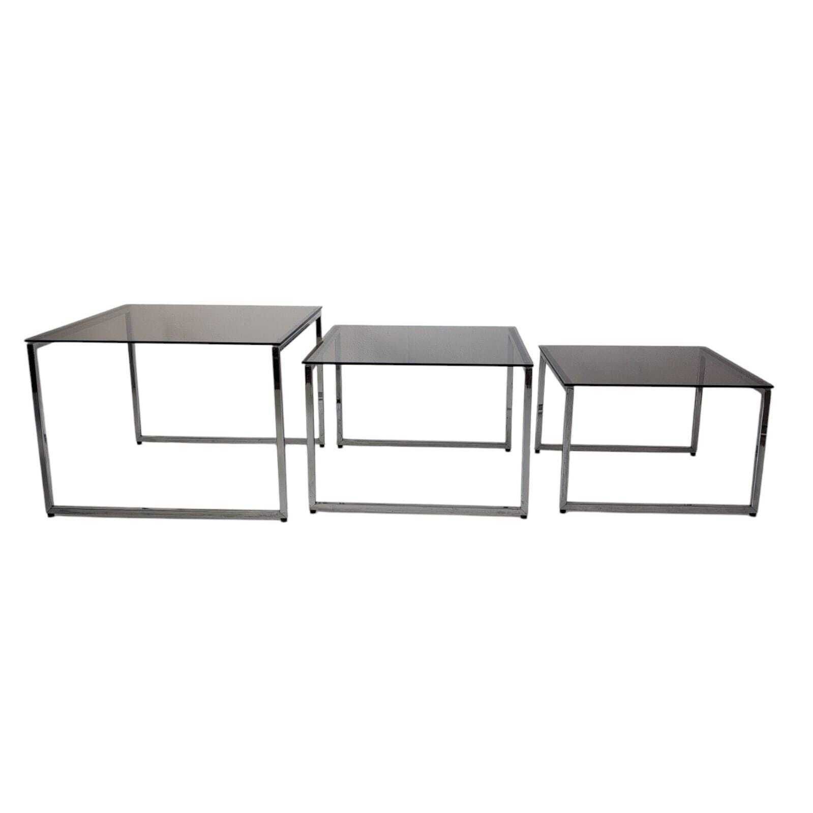 Vintage Mid Century Modern Bijzettafelset Van 3, Chroom En Rookglas photo vinterior