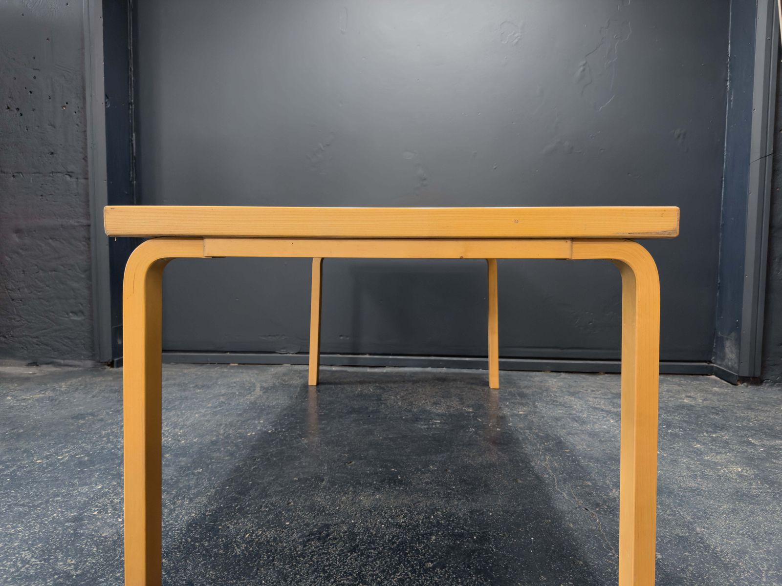 Alvar Aalto Table 83 photo Furniture
