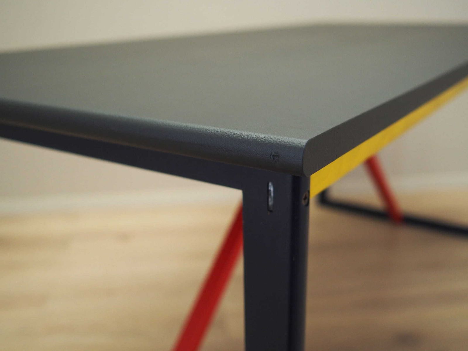 2229.0 Acacia Desk, Italian Design, 1980s, Production: Italy photo