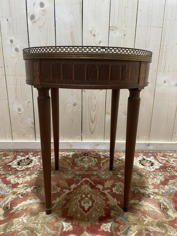 Table Bouillotte De Style Louis XVI En Acajou Et Marbre. photo Furniture