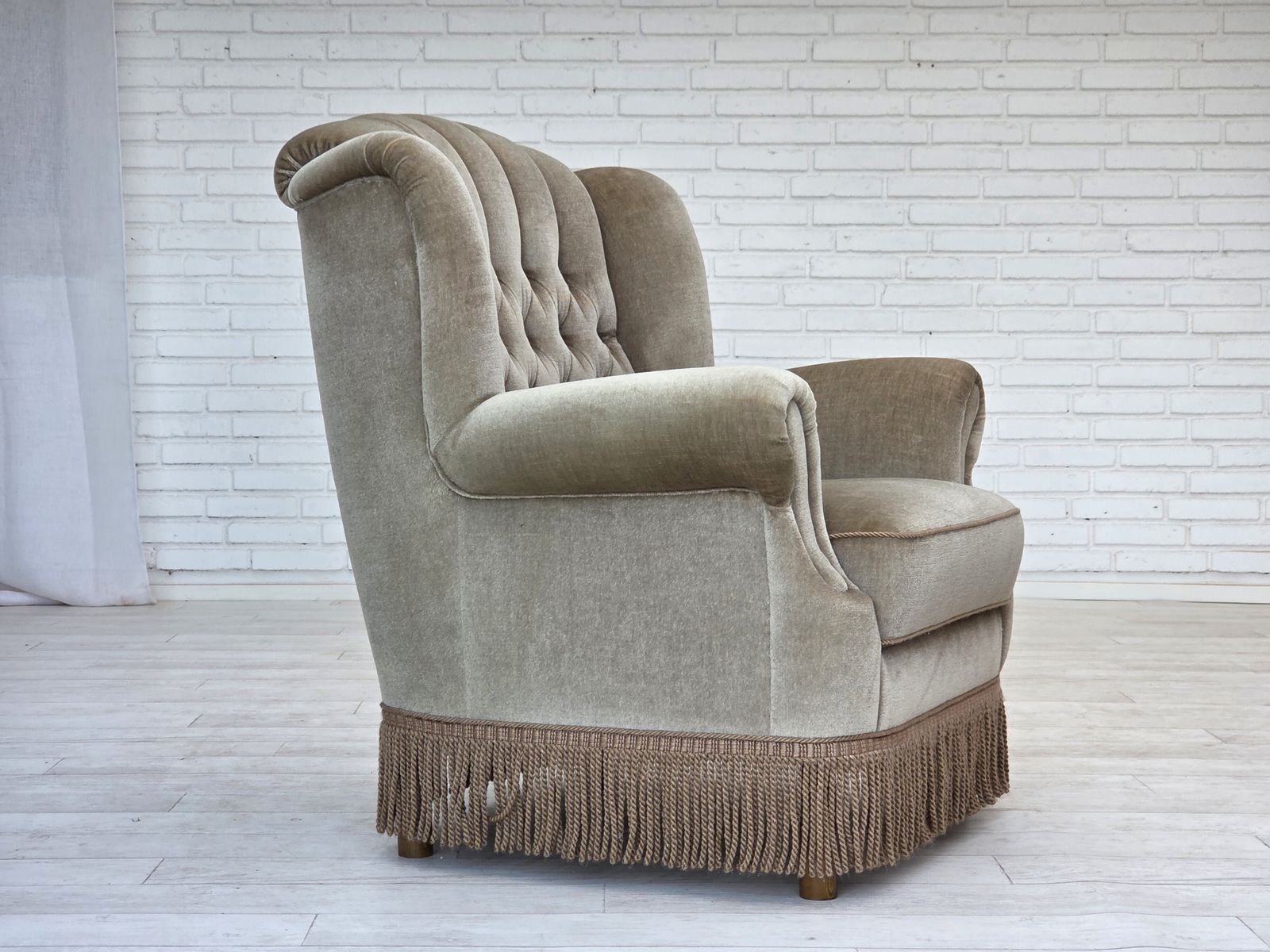Ca. Jaren 1970, Deense Fauteuil, Goede Staat, Meubelvelours, Beukenhout. photo 920.0