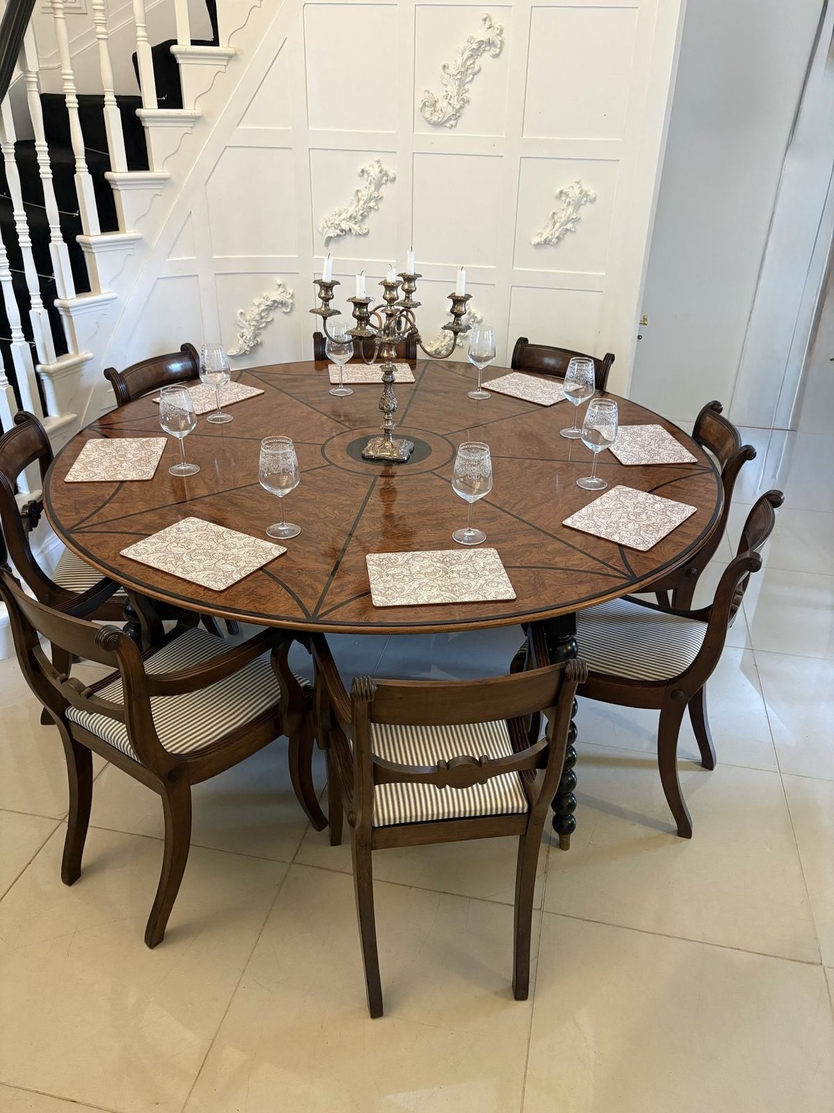 Magnificent Quality Large Antique Burr Pollard Oak And Ebony Inlaid Round Dining Table photo vintage