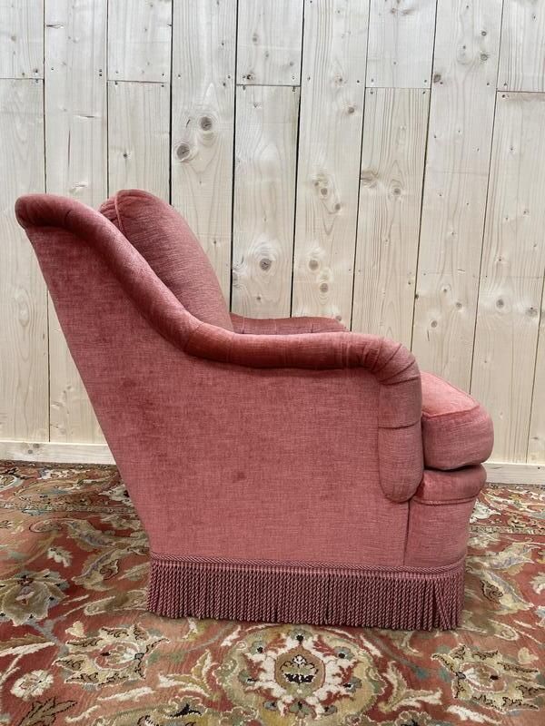 Fauteuil Style Crapaud En Velours Rose Capitonné photo 480.0