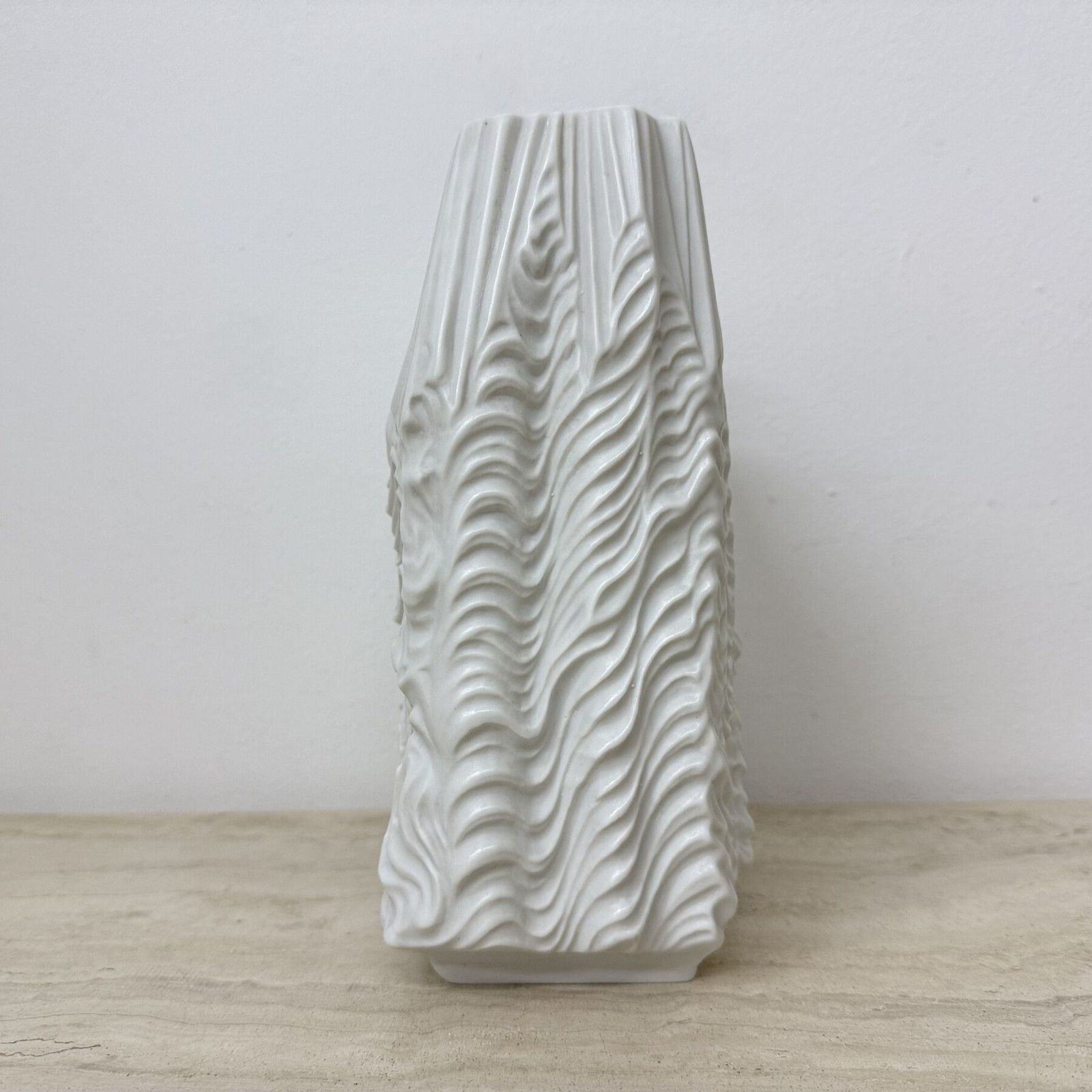 Rare Large Porcelain Rare White ‘Kaskade’ Vase – Martin Freyer For Rosenthal Studio Linie 1966 photo Home Decor