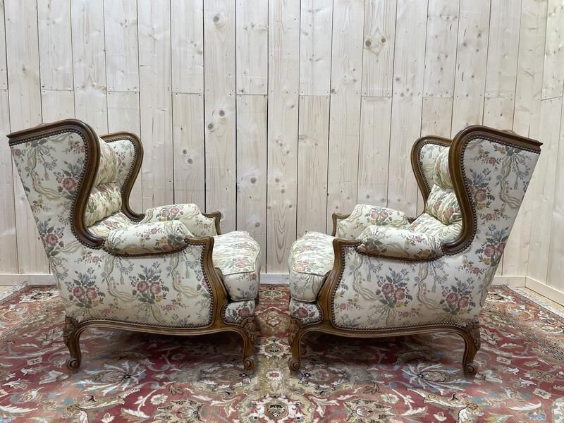 Paire De Fauteuils Bergères De Style Louis Xva Oreilles photo for sale