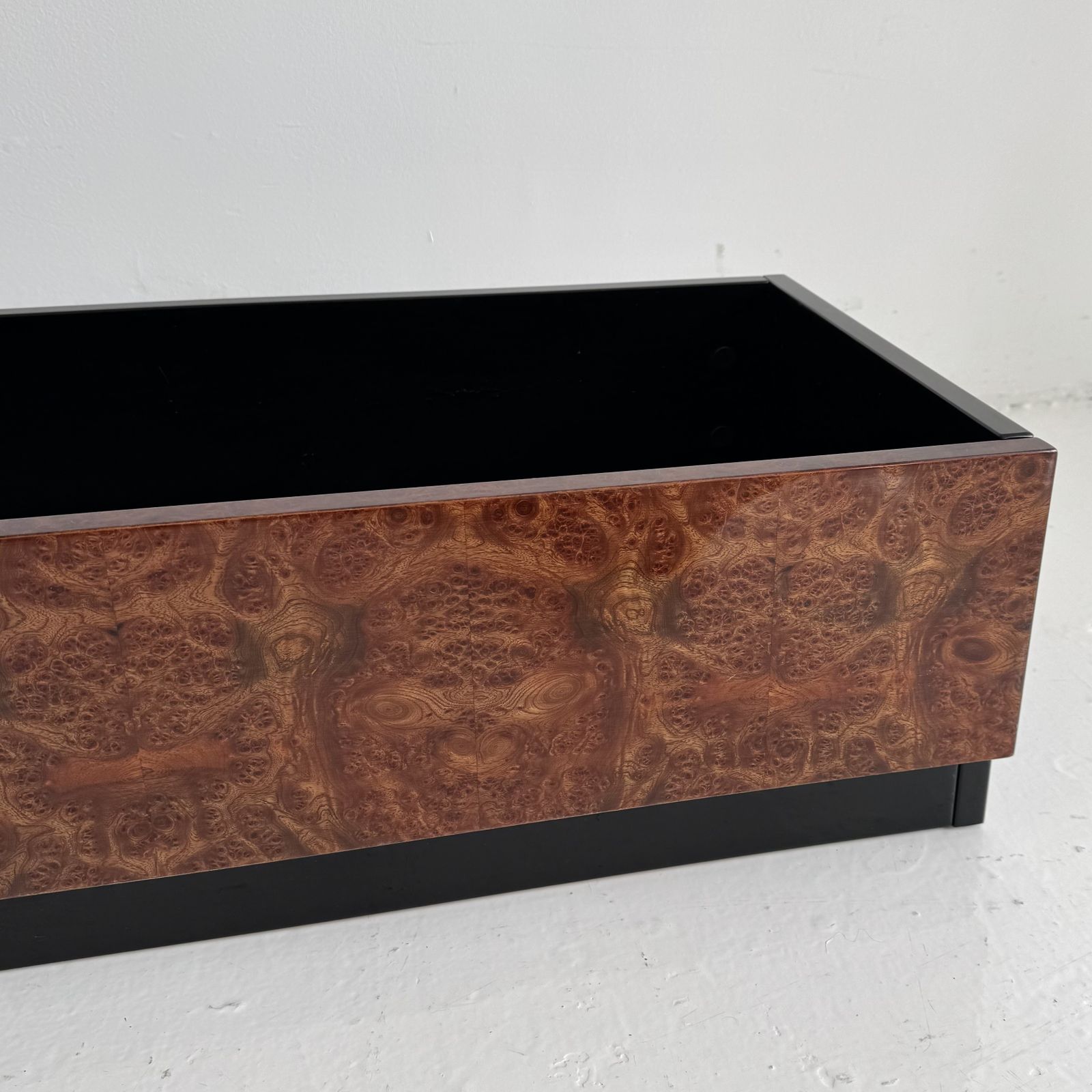 French High Gloss And Burr Paul Michel Planter For Roche Bobois photo 425.0