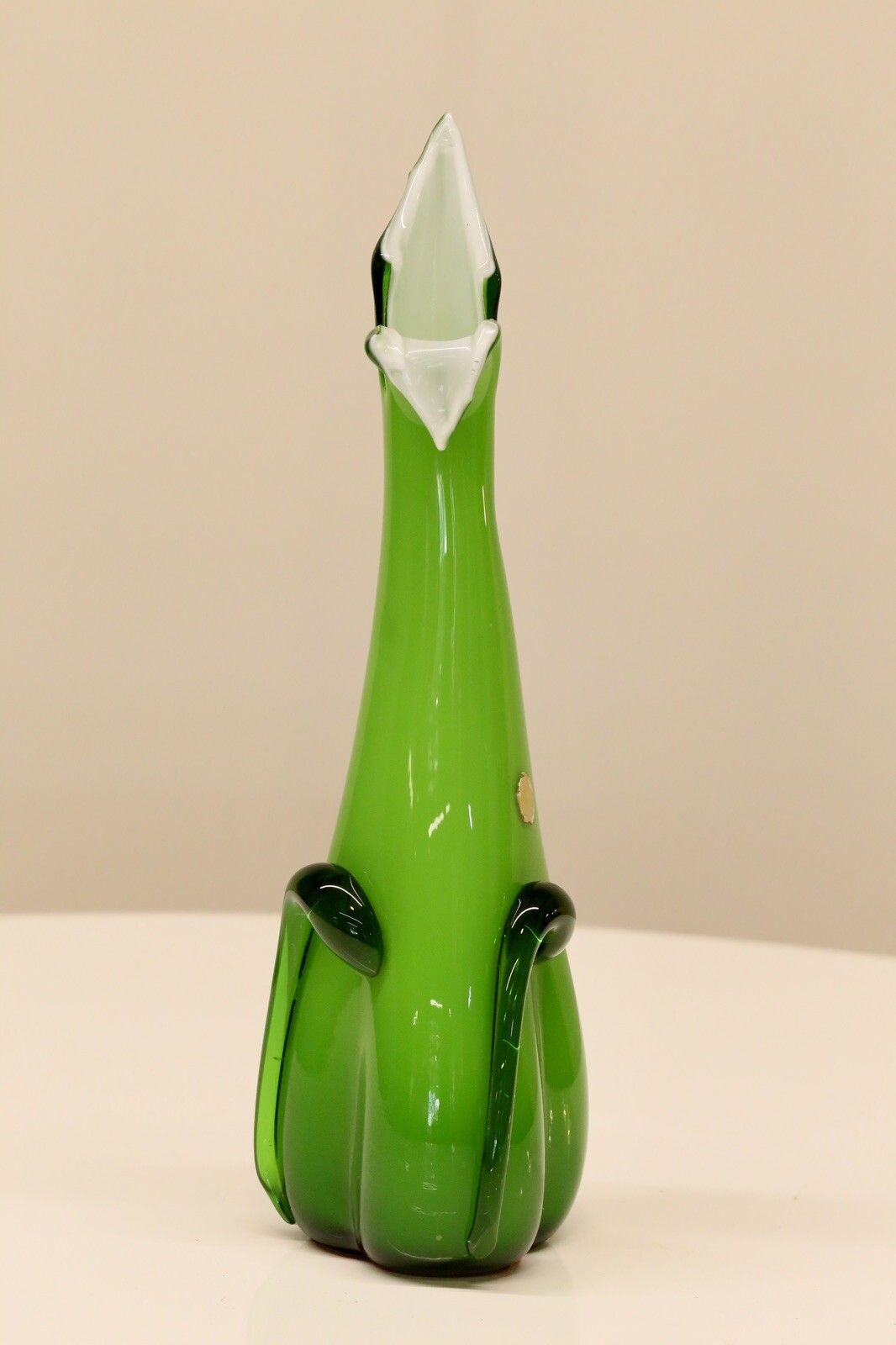 485.0 Pair Cristalleria Fratelli Betti / Alrose Italian Empoli Green Art Glass Vases photo