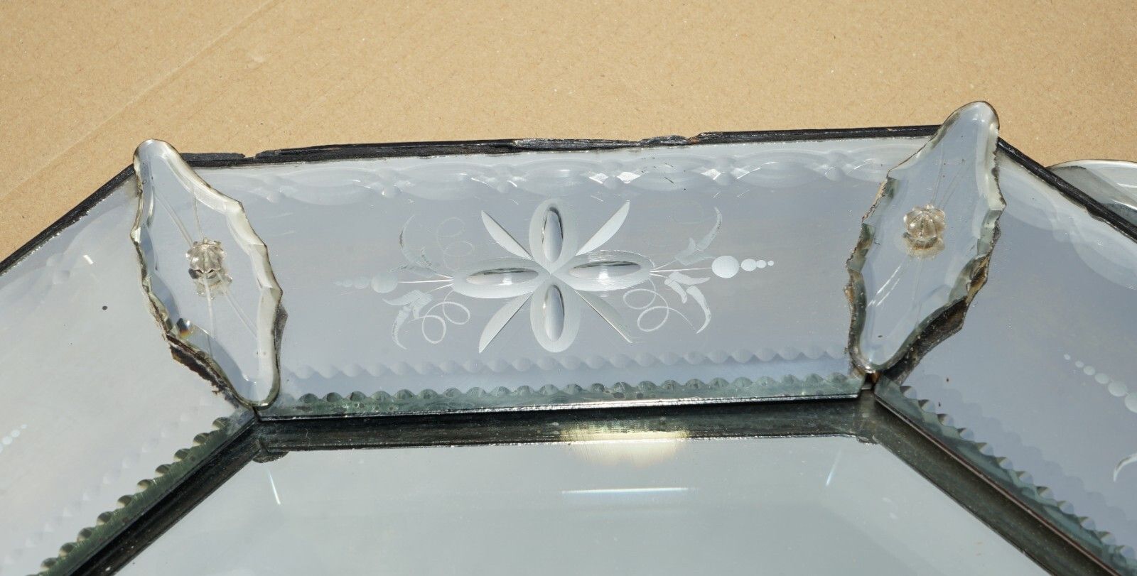Stunning Antique Circa 1910 Venetian Etched Glass Cushion Shaped Wall Mirror photo 1550.0