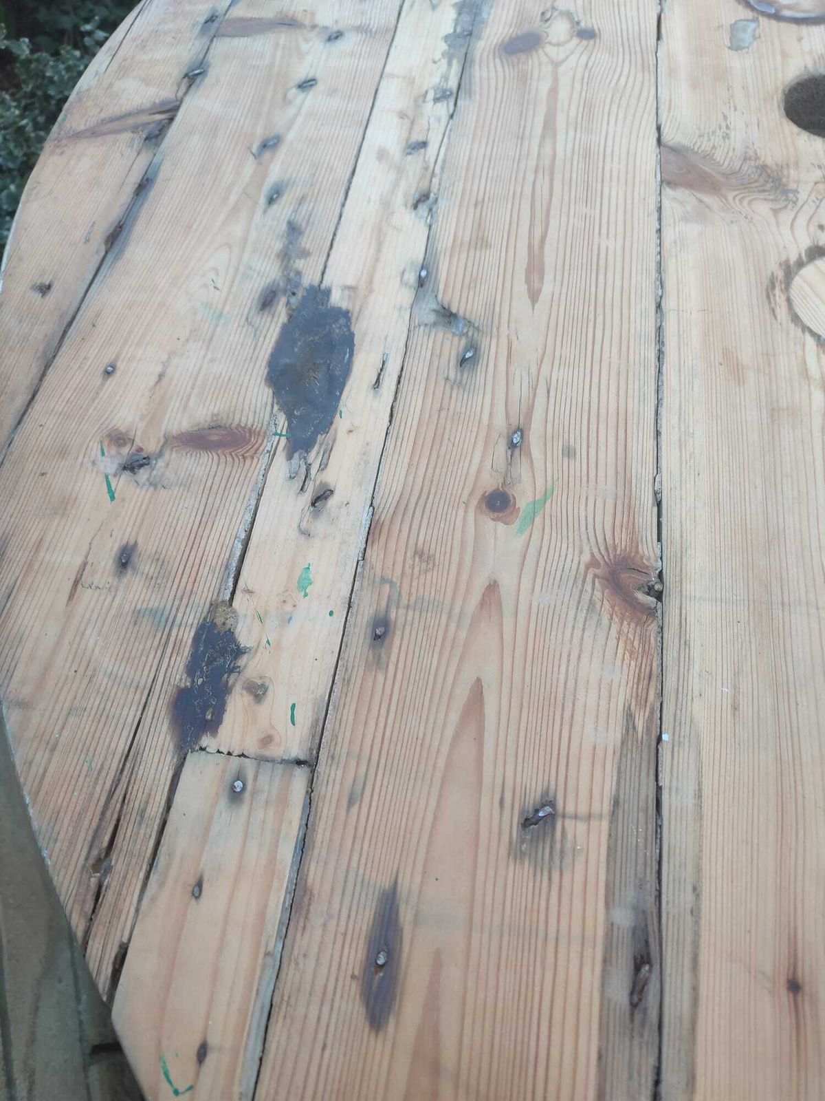 Rustic Cable Drum Dining Table photo 100.0