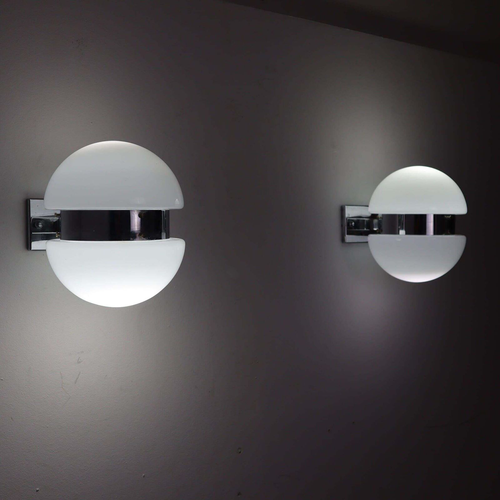 Pair Of Opaline Glass Wall Lights Sconces Sergio Mazza Style Italy 1970s photo Lighting