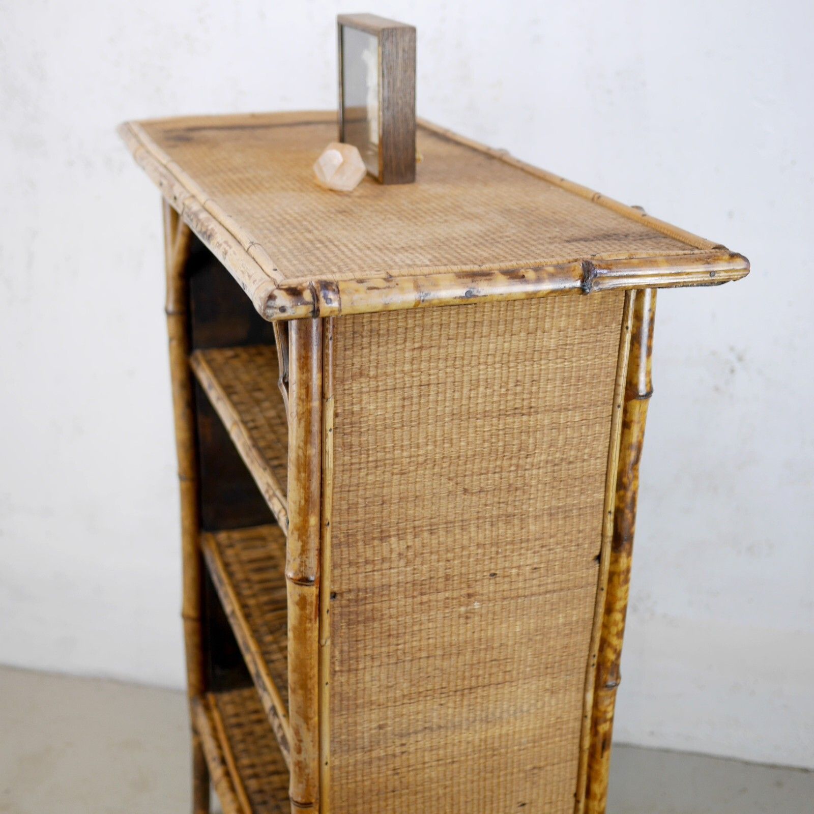 photo furniture Antique Victorian Tiger Bamboo Cane Rattan Shelving Unit Bookcase #102863