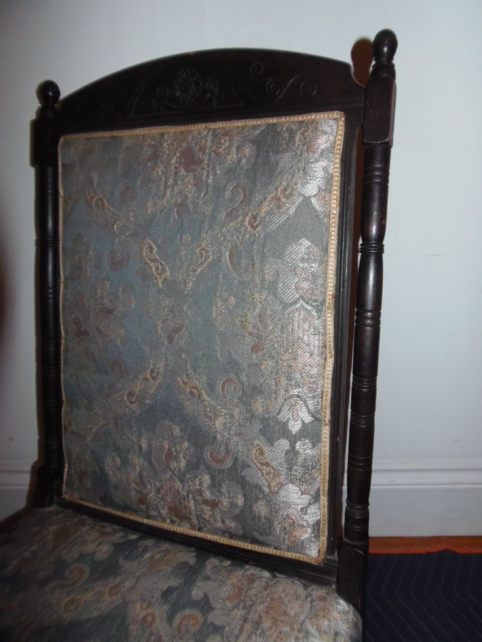 Arts And Crafts Chair  / Aesthetic Movement photo vintage