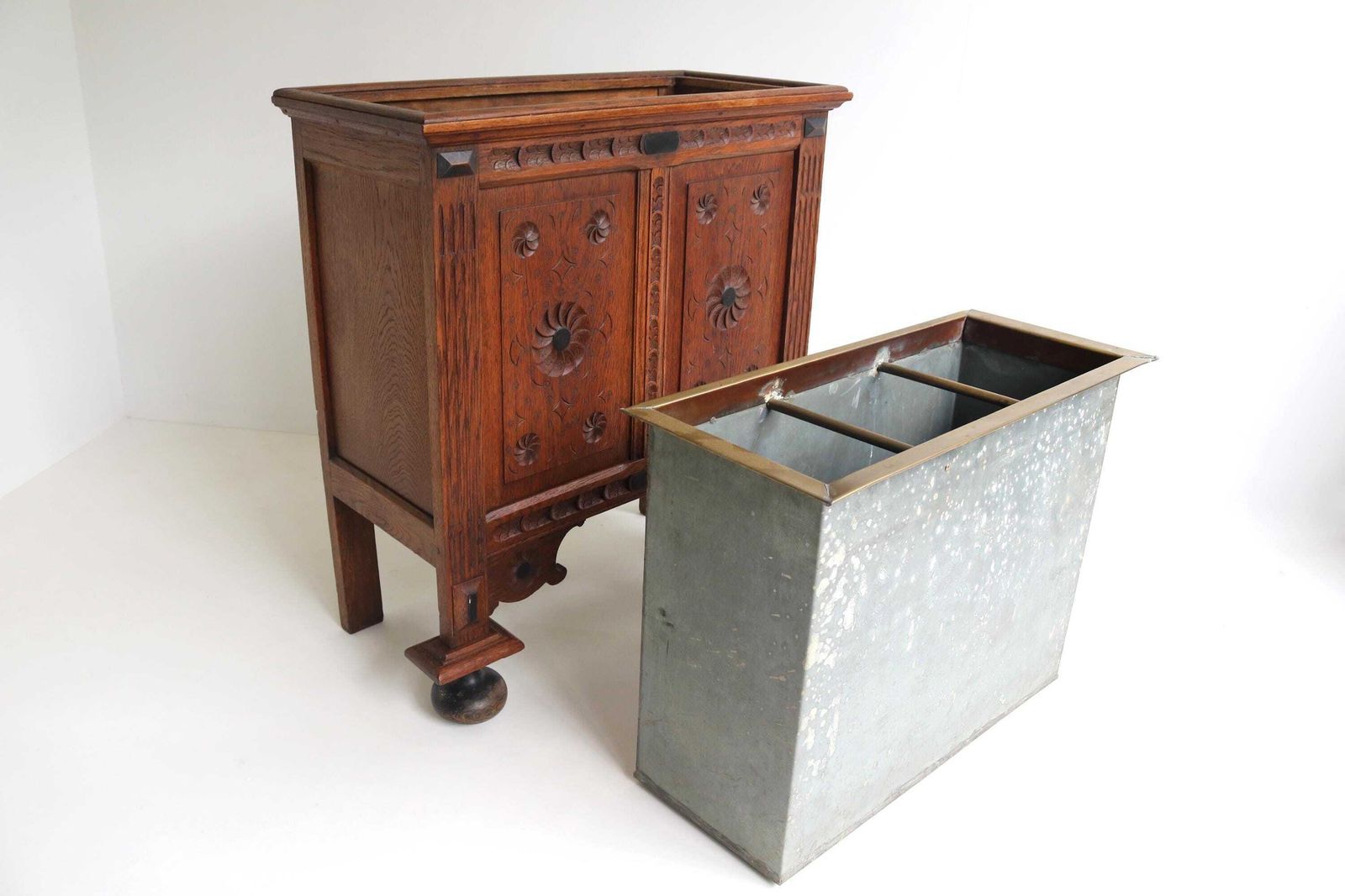 photo furniture Antique Oak Neo Renaissance Style Stick Or Umbrella Stand With Zinc Liner, Dutch 1900s
