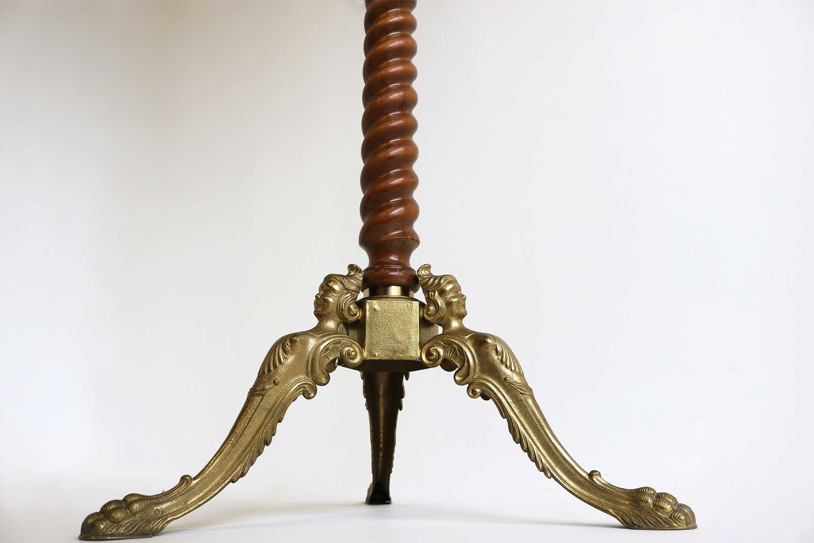 Twisted Wood & Ornate Brass Italian Coat Hat Rack Hall Tree Floor Stand Hollywood Regency Vintage Women's Faces Bedroom Furniture 50s photo furniture