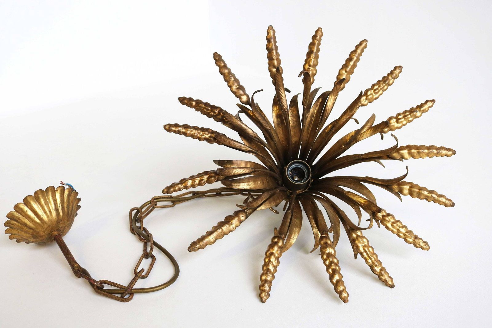 photo furniture Gilded Sheaf Of Wheat Pendant Chandelier By Designer Hans Kögl 1960s Wheat Sheaf Pendant Light Hollywood Regency Vintage Lightning