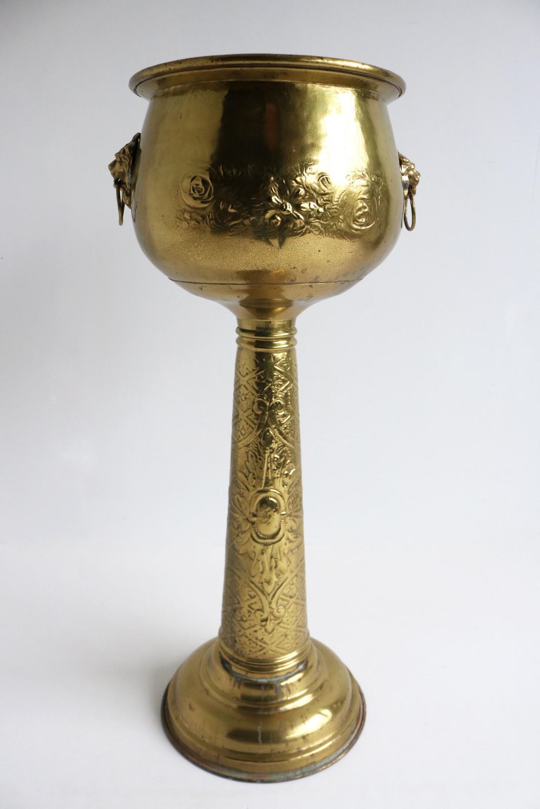 Antique Copper Jardiniere On Stand Floral And Lion Head Decor Standing Brass Flowerpot Plant Stand Ice Bucket Wine Cooler On Stand 1900s photo Home Decor