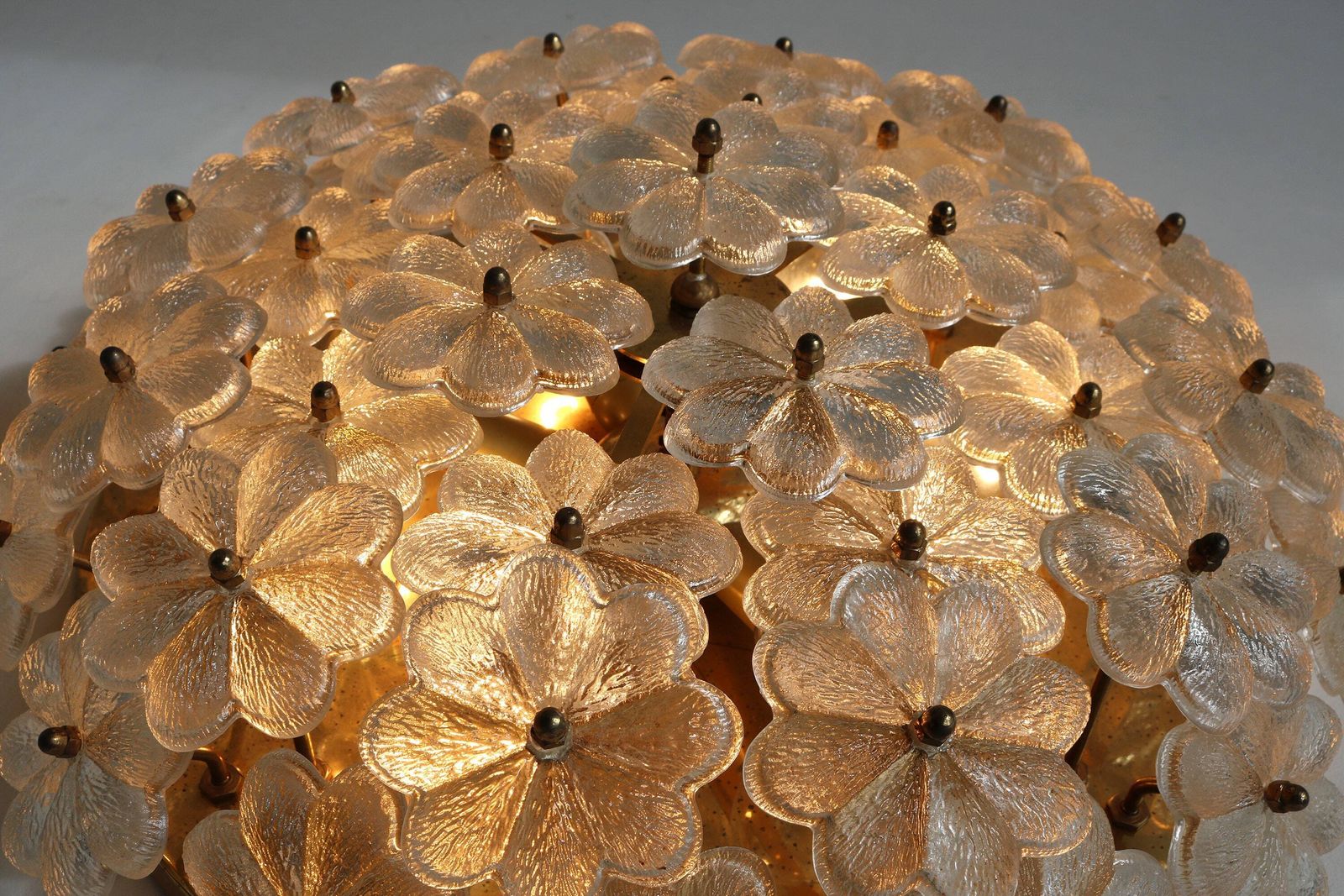 Xlarge Appr. 20" Diameter Mid Century Floral Murano Brass Crystal Glass Ceiling Light Ernst Palme Germany 1960 Flower Flush Mount Wall Light photo vinterior