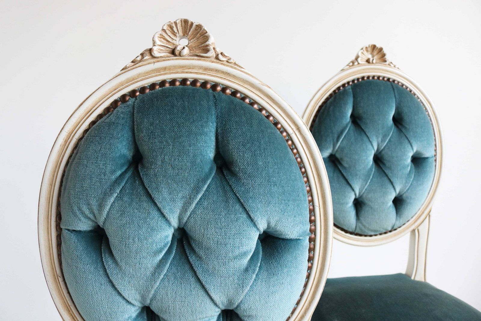 Pair Bedroom Dressing Seats Couple Antique Style Boudoir Chairs Set Off Two Velvet Chairs Hand Carved Regency Style Chairs Vanity Chairs 60s photo furniture