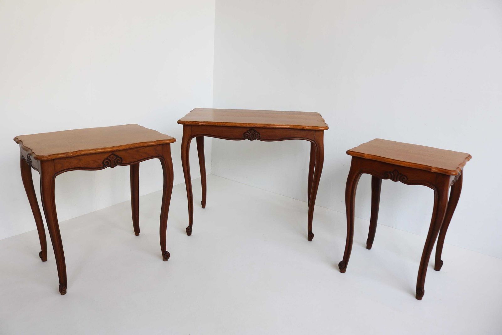 Vintage French Nesting Tables – Louis XV Style Oak Set Of 3 Ca. 1960s photo buy