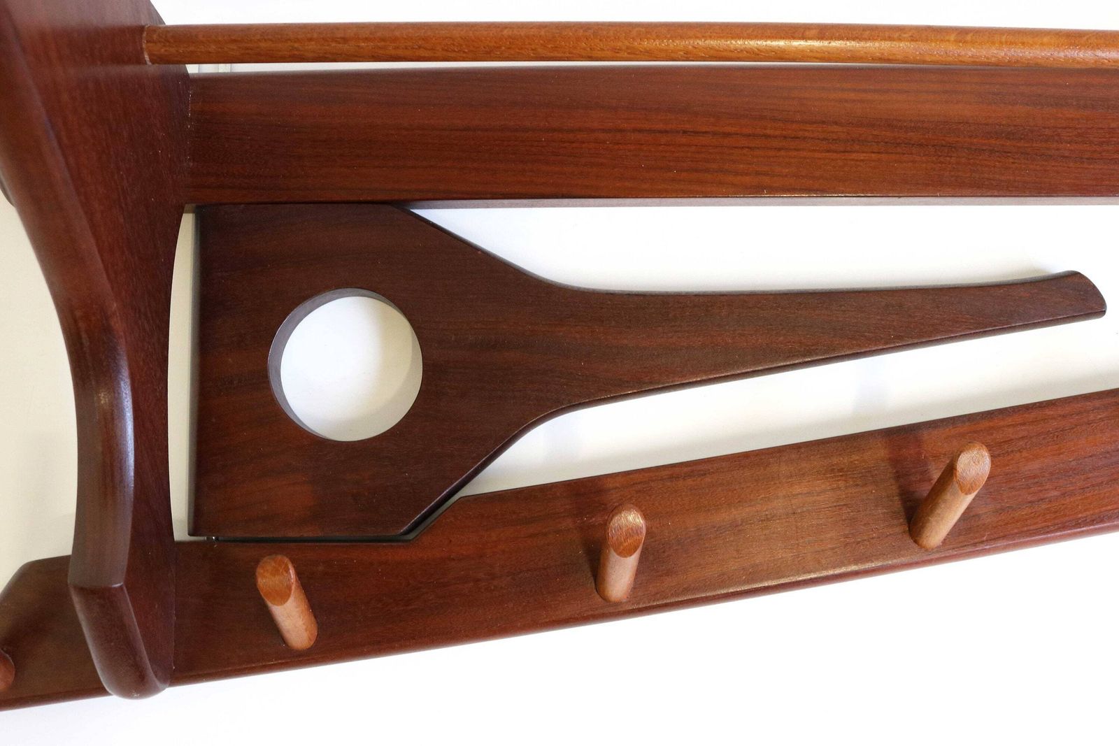 Mid Century Design Massief Teak Kledingkast Kapstok Hoedenrek Hal Rek Haak Standaard Dutch Design Electrimeufa Jaren 60 Retro photo furniture