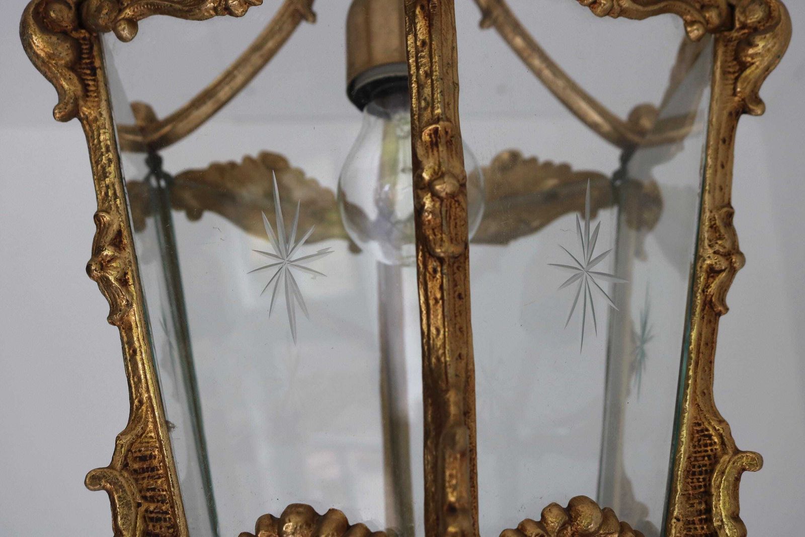 Antique Style French Hanging Lantern Louis XV Style Casted Brass & Etched Starburst Glass Hall Light Vestibule Lantern 1950 photo 894.0