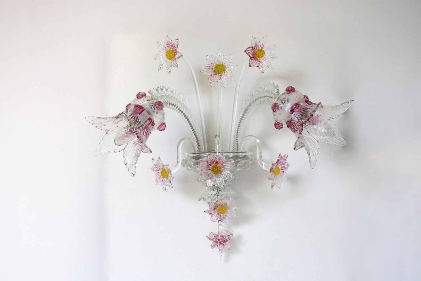 Single Murano Venetian Wall Sconce, Hand Blown Wall Light Pink ,Yellow And Clear Glass Flowers Floral Hand Made Wall Lamp 1950 Italian photo furniture