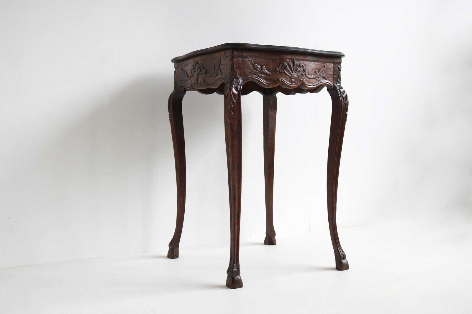 Antiek Frans Bijzettafeltje In Louis XV Stijl, Begin 1900s, Eiken, Handgesneden, Plantentafel, Wijntafel photo buy