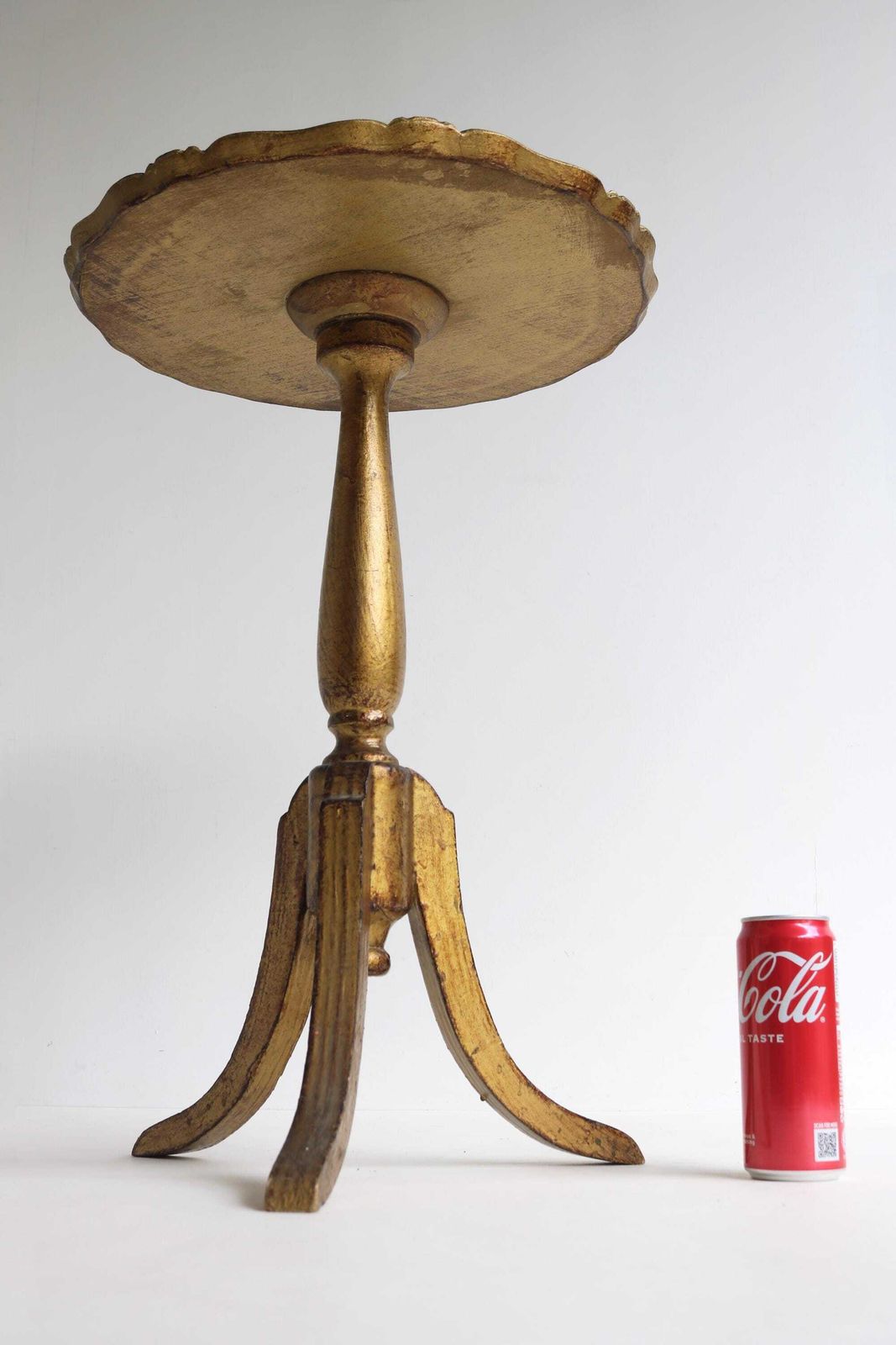 Florentine Additional Table Wine Table Midcentury Italian Side Table Sturdy Tripod Gold Cream Hollywood Regency 1960s Round Vintage Table photo buy