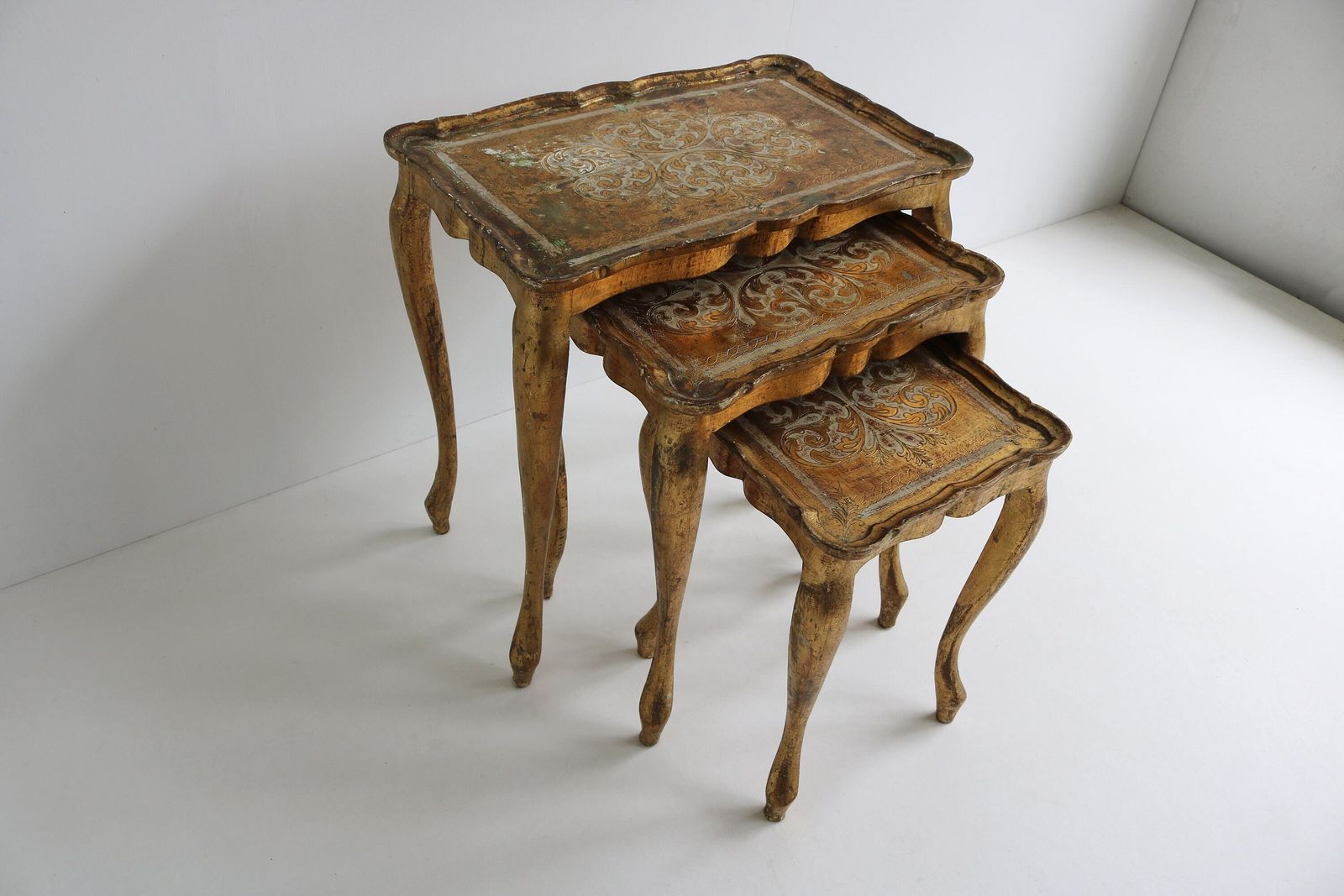 Set Of Three Italian Florentine Gold Hollywood Regency Wood Stacking Nesting Tables Additional Tables Side Tables Set Tables 1960s photo 562.0