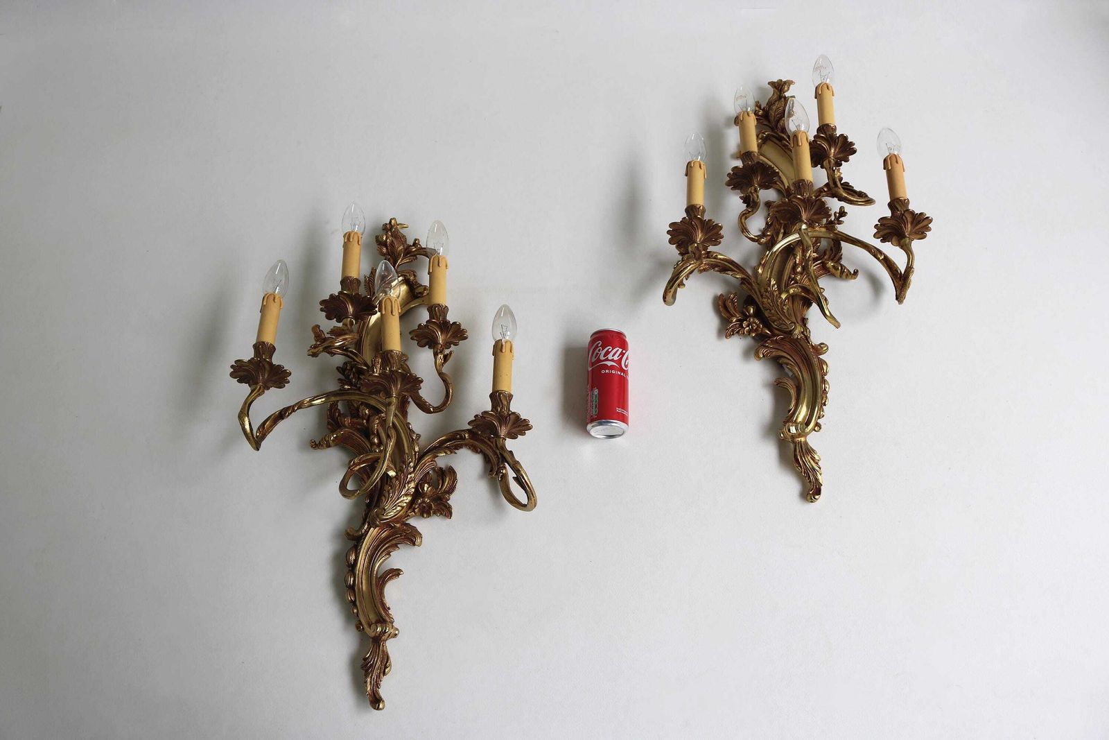 photo furniture Couple Monumental French Gilt Brass Wall Sconces Appliques Pair Of French Louis XV Style Wall Lamps Antique Style Wall Lights Chateau 1960s