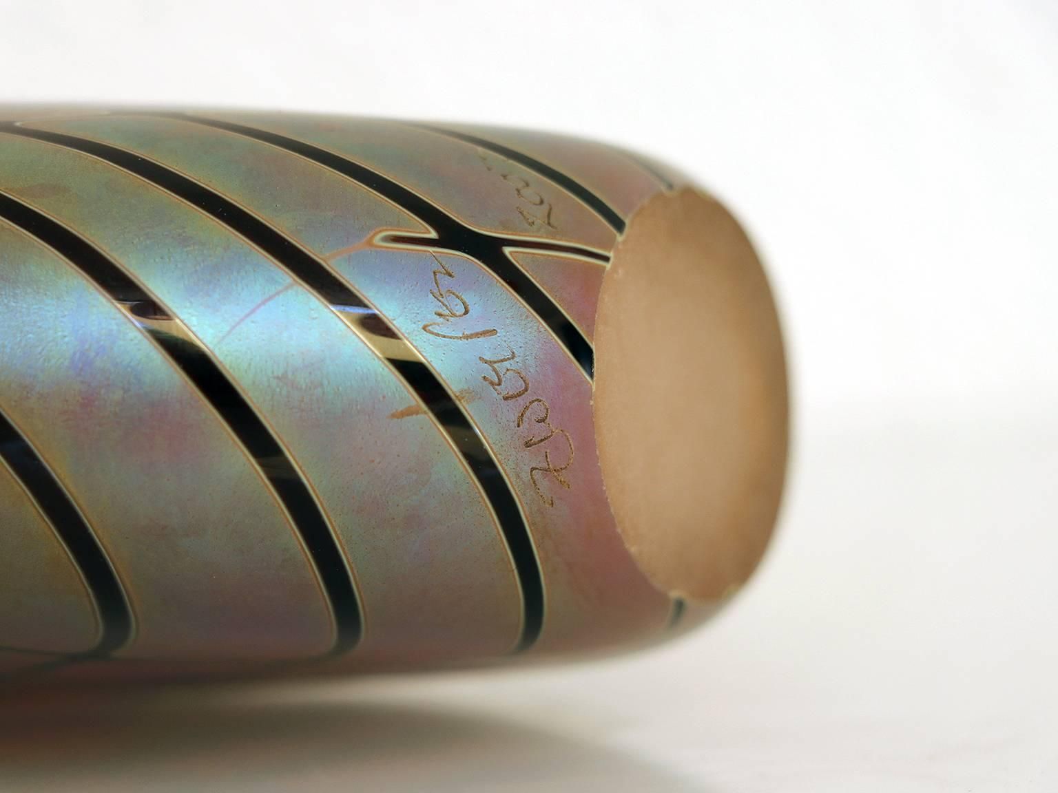Iridescent Oval Art Glass Vase With Lip By Craig Zweifel, 2003, Signed photo Home Decor