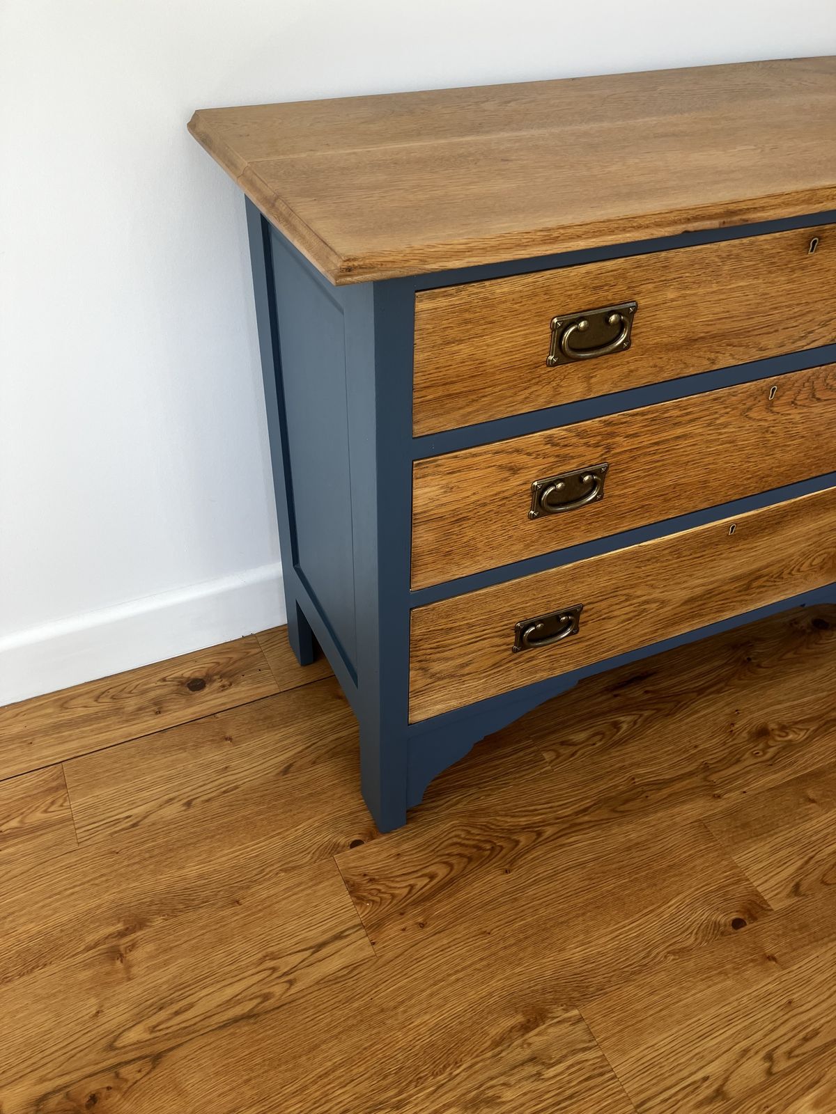 Oak Chest Of Drawers photo Furniture