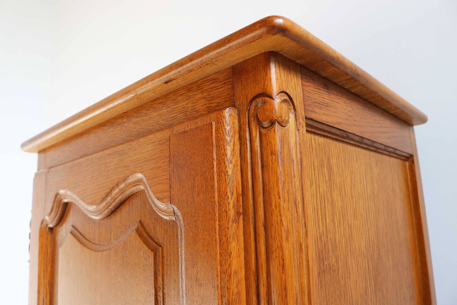 Mid Century Oak Wood French Louis XV Style Door Bent Legs Antique Style Nightstand Bedside Table End Table Country Side Table 1960 photo buy