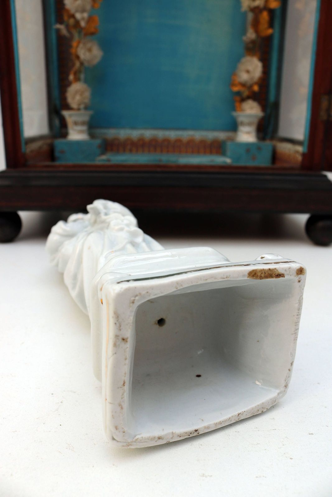 photo furniture 19th Century Display Cabinet Shrine Virgin Mary In Porcelain Flowers In Porcelain Vase 1800  1900