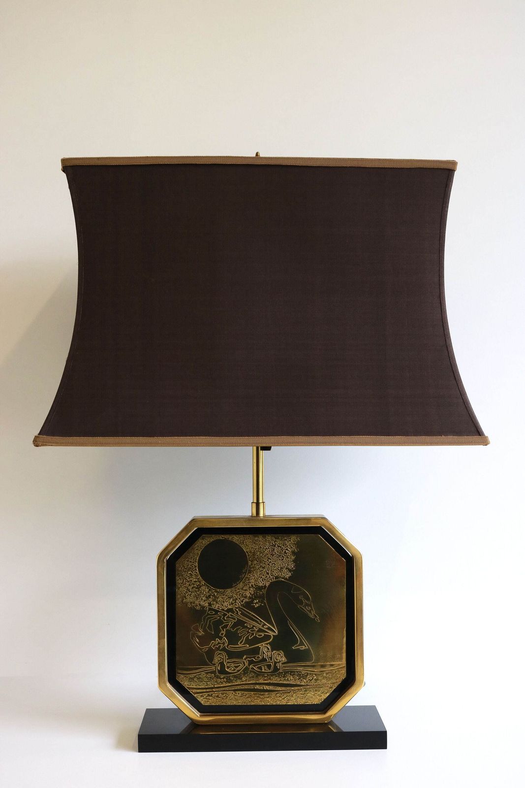 24 Kt Gold Plated& Brass Etched Hollywood Regency Style Glam Table Lamp George Matthias From Maho,Belgian 1970s Swan And Birds photo for sale