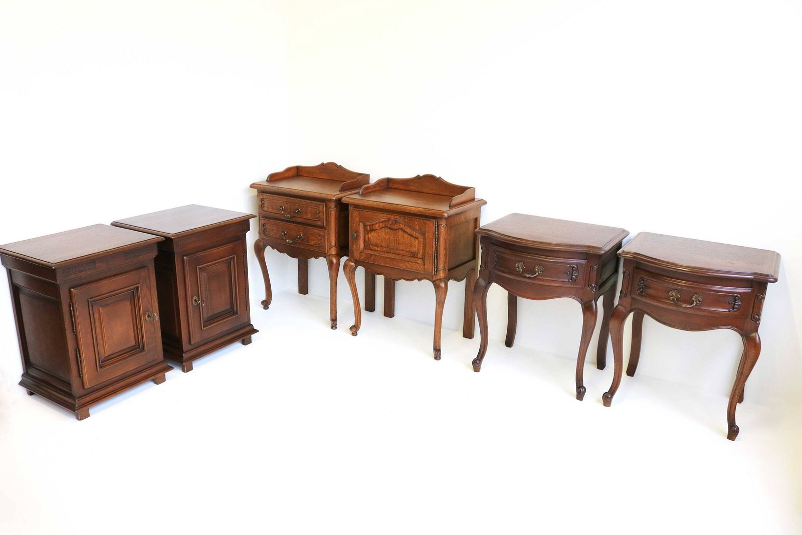 photo for sale Mid Century Hand Carved Massive Oak Sleek Couple Nightstands Antique Style Bedside Tables Side Tables Bedside Cabinets Working Lock 50s 60s
